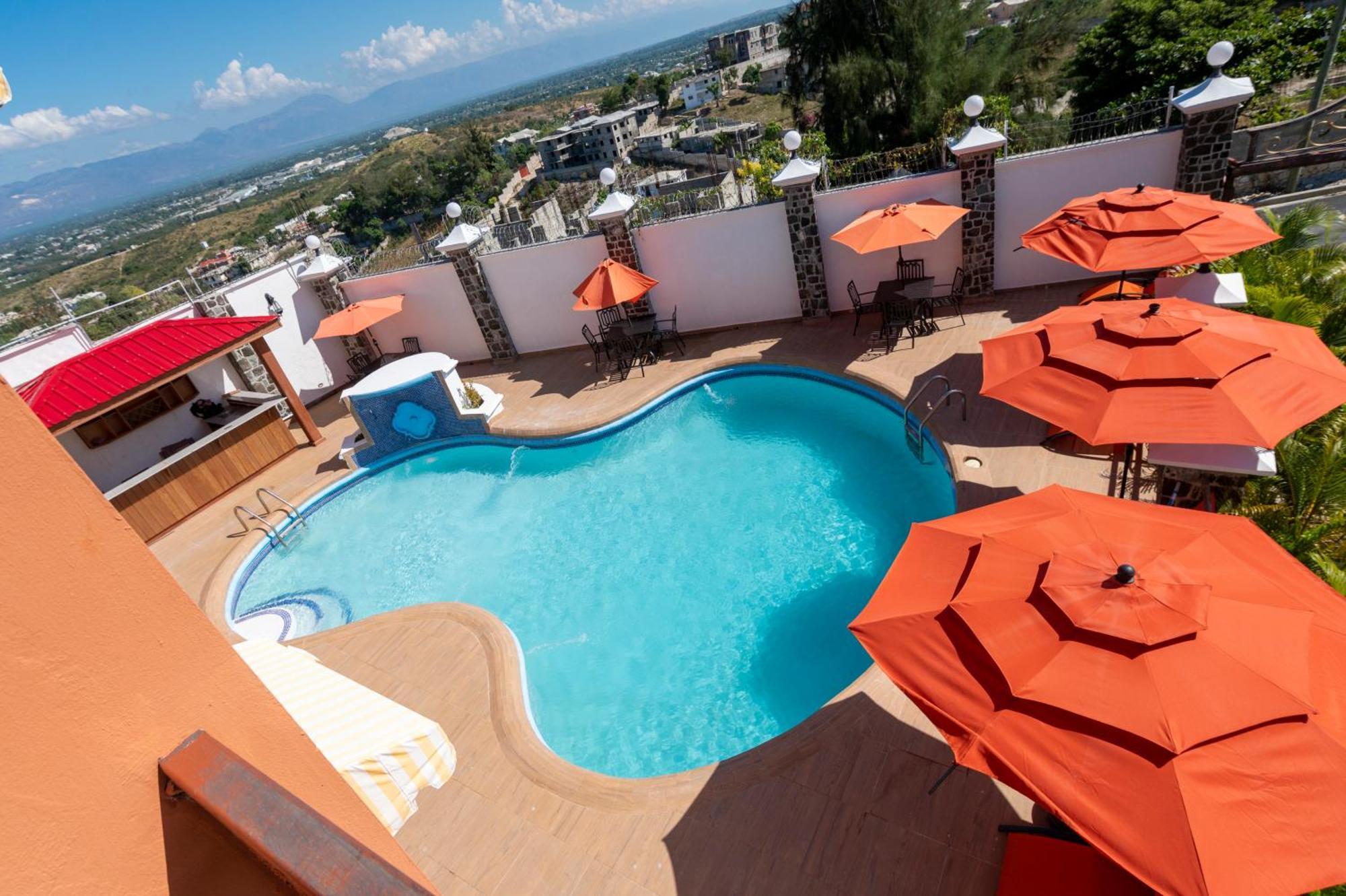 Vivy Hill'S Hotel Puerto Príncipe Exterior foto
